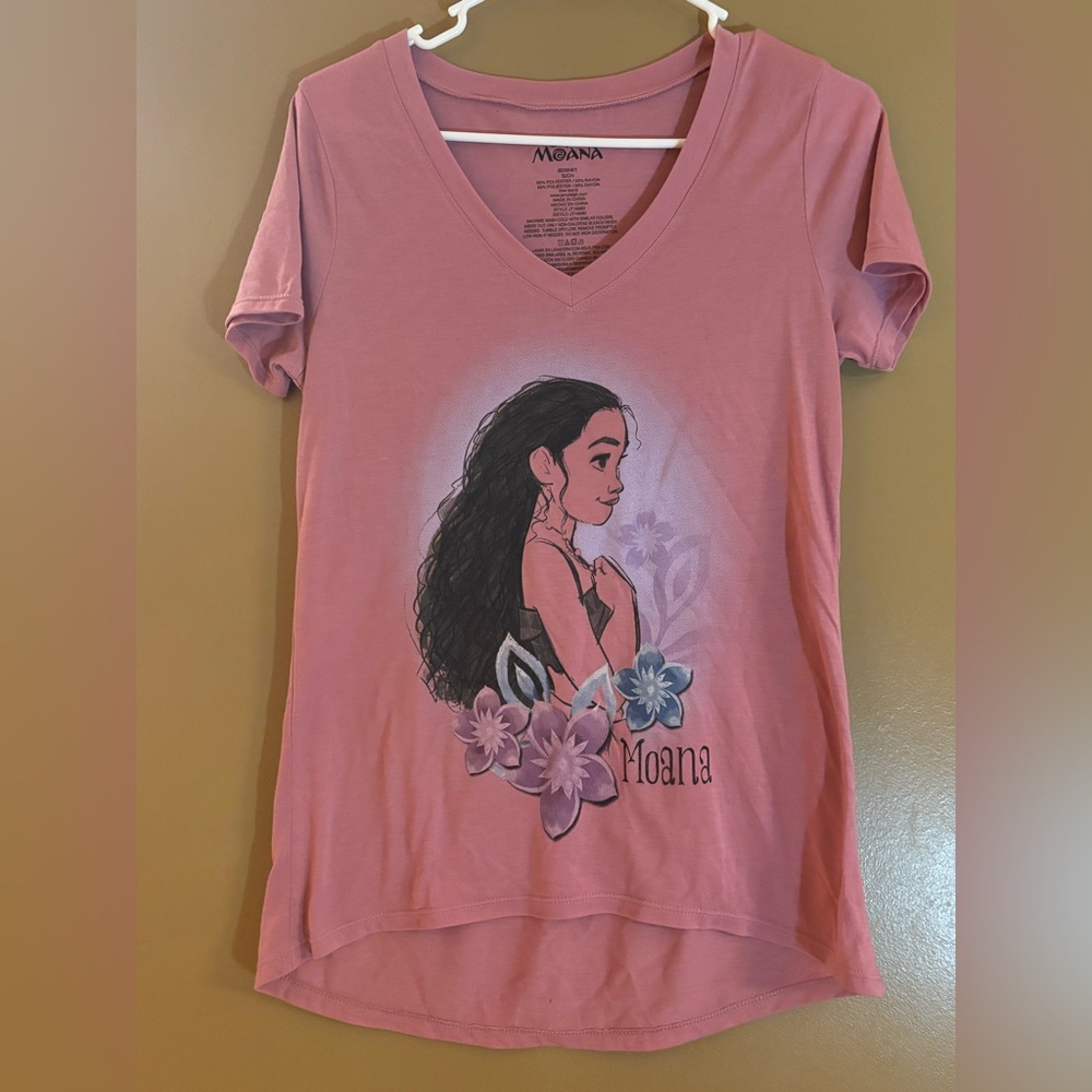 Disney Moana Pink Woman’s Small Tee